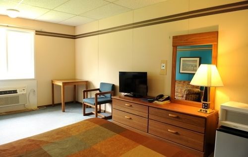 Americas Best Value Inn Story City Ngoại thất bức ảnh